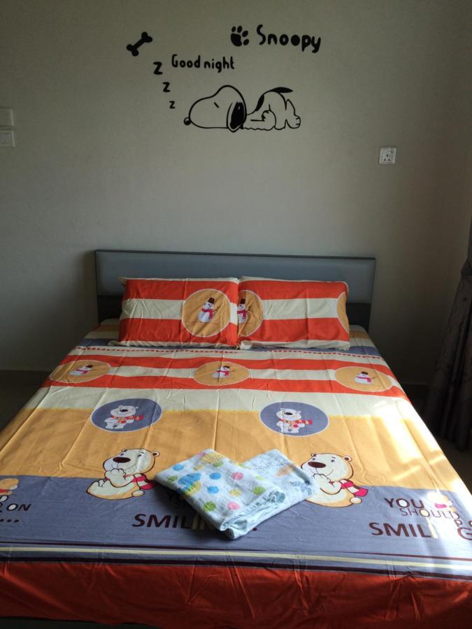 Sri Manjung Ma Maison Homestay 루무트 외부 사진